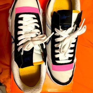 Nike Waffle Sneakers
